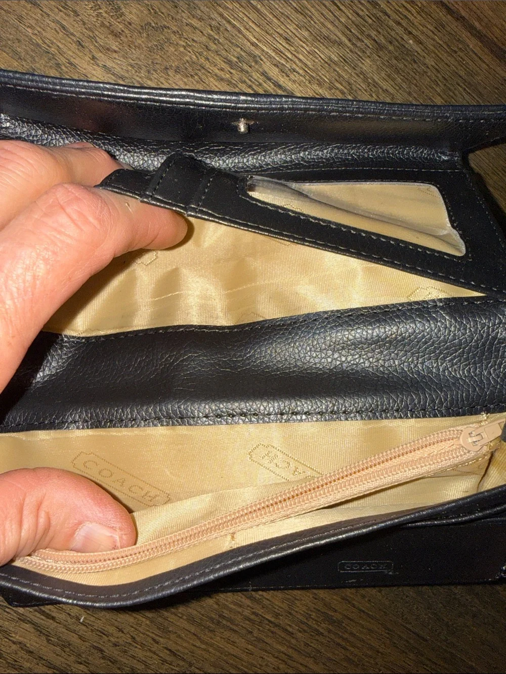 Coach classic shoulder